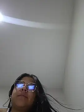 viccky vick online show from 11-05-25, 05:05