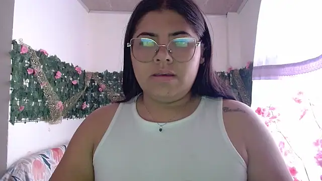 viccky vick online show from 12-15-25, 04:46