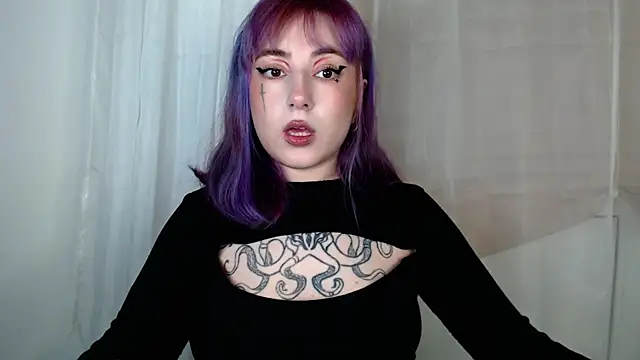 Snapshot of purplewitch chatting on 02-12-26, 08:30 purplewitch online show from 02-12-26, 08:30