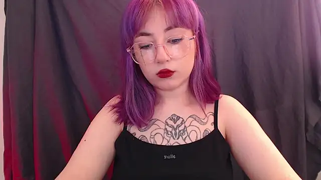 Snapshot of purplewitch chatting on 02-28-26, 03:17 purplewitch online show from 02-28-26, 03:17