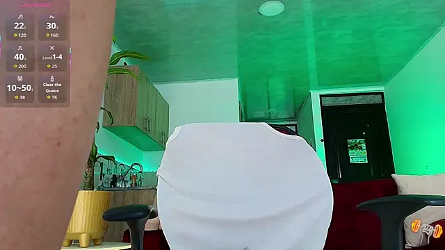Snapshot of Dwayne_Brown chatting on 04-29-26, 02:10 Dwayne Brown online show from 04-29-26, 02:10