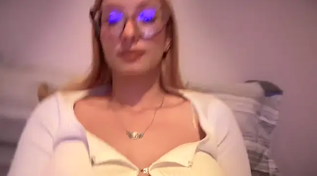 Mermaid-hana online show from 02-08-25, 01:32