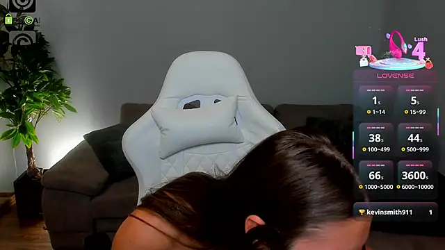 Anya-Ray online show from 10-09-25, 01:11