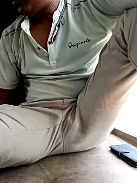 romantictubai online show from 03-25-26, 07:19