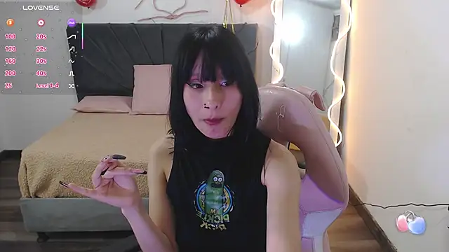 Snapshot of palmerfox_tay chatting on 02-18-25, 10:36 palmerfox tay online show from 02-18-25, 10:36