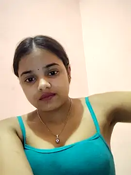 Snapshot of RAYI_123 chatting on 02-25-25, 08:21 RAYI 123 online show from 02-25-25, 08:21