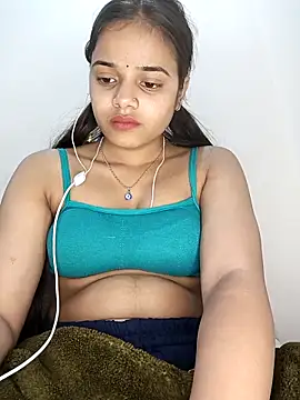 Snapshot of RAYI_123 chatting on 02-13-25, 05:11 RAYI 123 online show from 02-13-25, 05:11