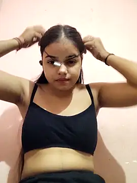 Snapshot of RAYI_123 chatting on 10-15-25, 05:28 RAYI 123 online show from 10-15-25, 05:28