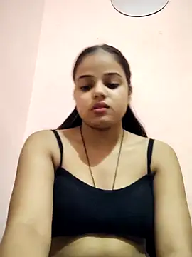 Snapshot of RAYI_123 chatting on 10-10-25, 06:14 RAYI 123 online show from 10-10-25, 06:14