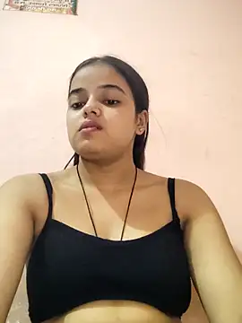 Snapshot of RAYI_123 chatting on 10-05-25, 05:53 RAYI 123 online show from 10-05-25, 05:53