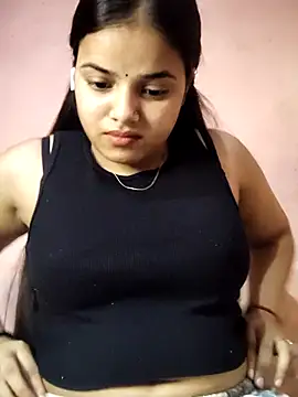 Snapshot of RAYI_123 chatting on 07-14-26, 04:24 RAYI 123 online show from 07-14-26, 04:24