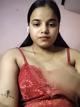 Snapshot of RAYI_123 chatting on 06-20-26, 02:44 RAYI 123 online show from 06-20-26, 02:44