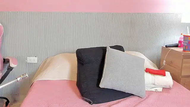 yeikafoxy online show from 03-21-26, 10:52