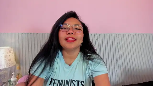 yeikafoxy online show from 10-25-25, 10:58