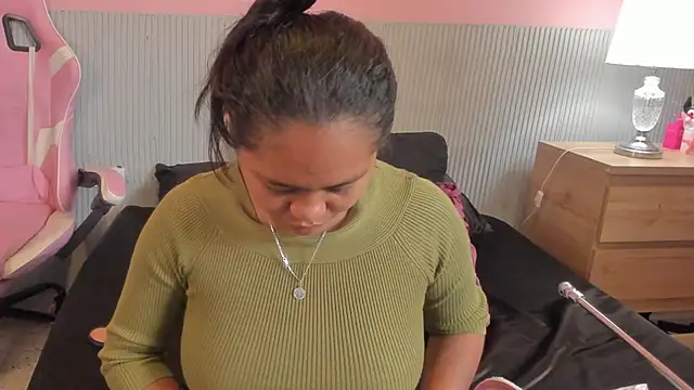 yeikafoxy online show from 04-01-26, 11:33