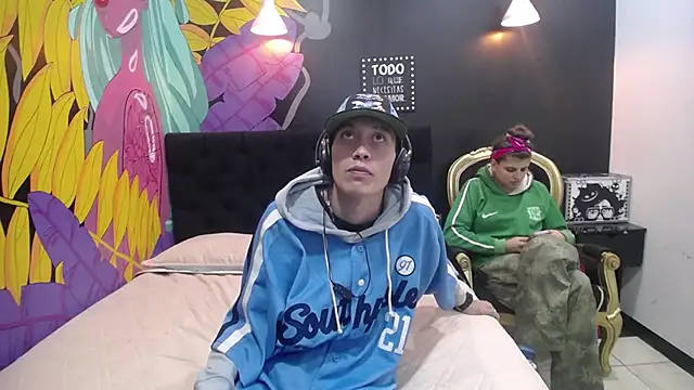 SimonAndJocelyn online show from 02-20-25, 07:52