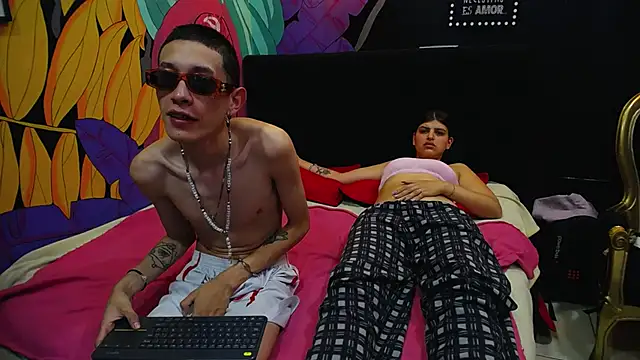 SimonAndJocelyn online show from 03-16-25, 01:06