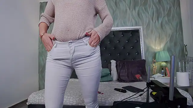 Snapshot of LissaAnn chatting on 03-01-26, 04:01 LissaAnn online show from 03-01-26, 04:01