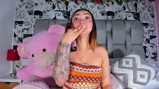 LucyRosse online show from 03-22-26, 12:07