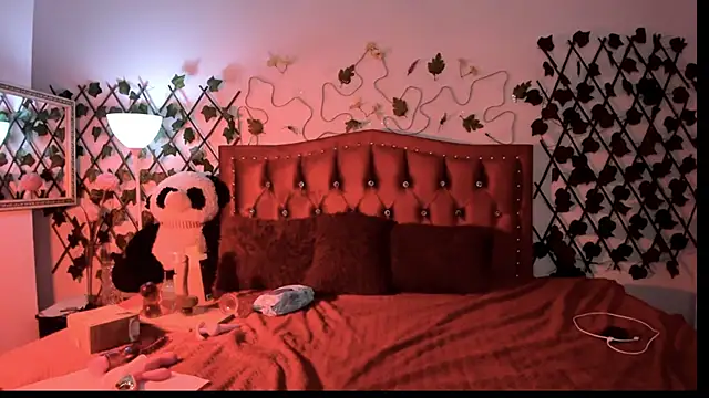 IZZY BEAUTIFUL online show from 09-18-25, 09:18