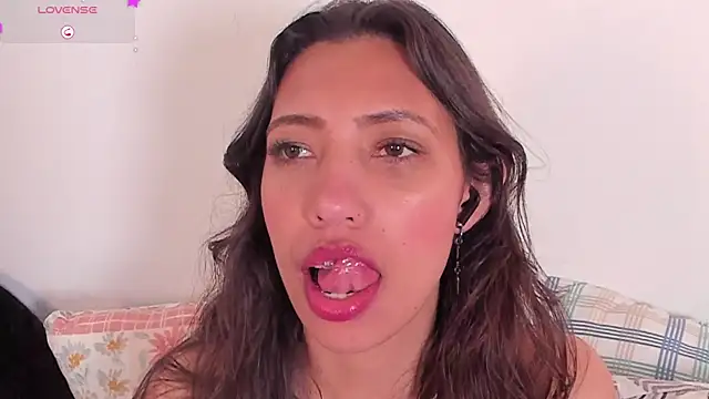 Miss veronicaa2 online show from 03-21-25, 05:12