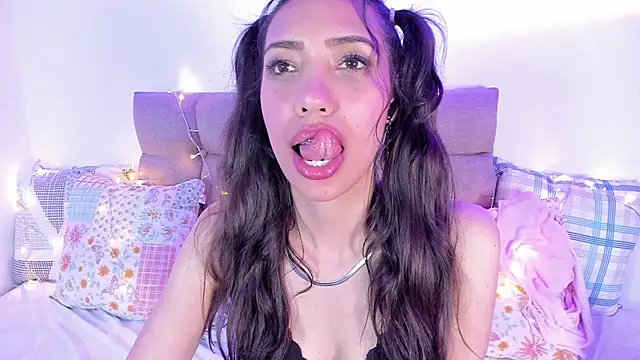 Miss veronicaa2 online show from 02-17-25, 07:12