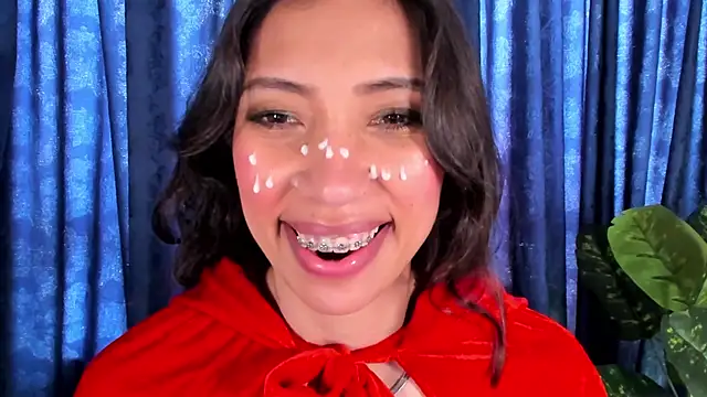 Miss veronicaa2 online show from 10-31-25, 01:19