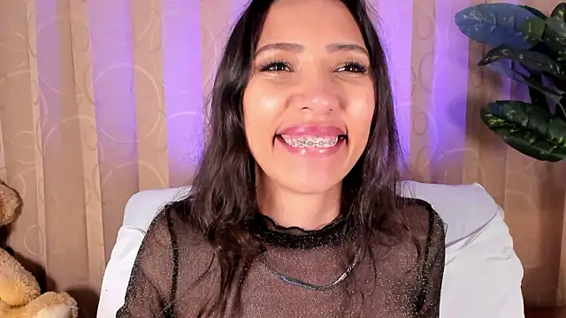 Miss veronicaa2 online show from 03-12-26, 01:26