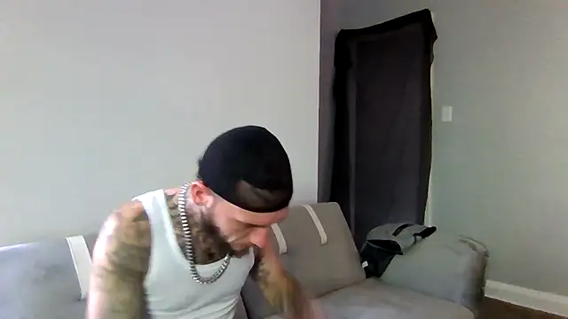 cruz815 online show from 10-20-25, 05:13