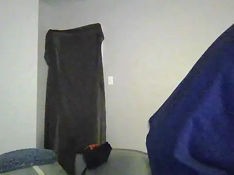 cruz815 online show from 11-18-25, 10:24