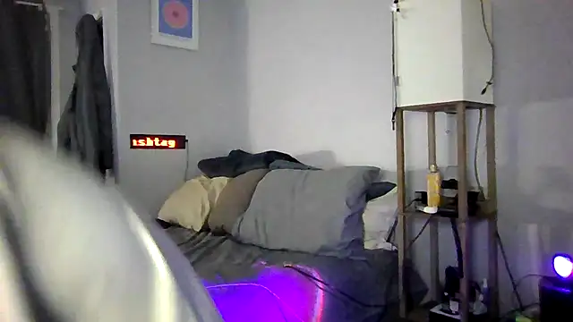 cruz815 online show from 05-27-26, 02:52