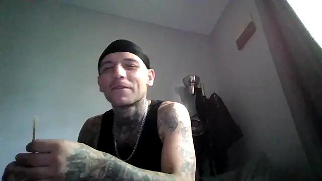 Snapshot of cruz815 chatting on 06-15-26, 07:24 cruz815 online show from 06-15-26, 07:24