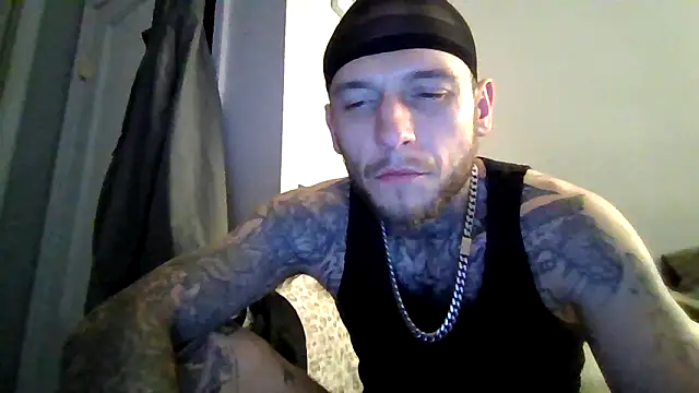 cruz815 online show from 05-18-26, 02:44
