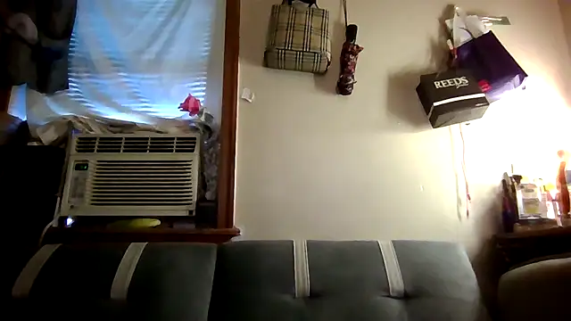 cruz815 online show from 09-18-25, 07:17