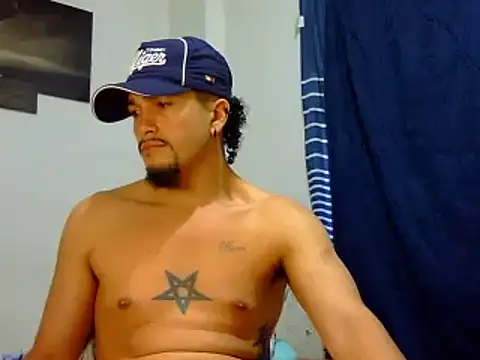 Snapshot of Keiviid chatting on 02-20-25, 01:51 Keiviid online show from 02-20-25, 01:51