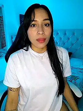 Snapshot of Marce0 chatting on 02-19-25, 09:36 Marce0 online show from 02-19-25, 09:36