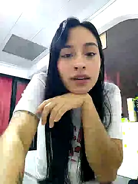 Snapshot of Marce0 chatting on 02-03-25, 10:43 Marce0 online show from 02-03-25, 10:43