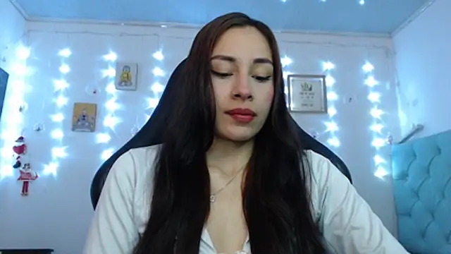 Snapshot of Marce0 chatting on 02-11-26, 02:00 Marce0 online show from 02-11-26, 02:00