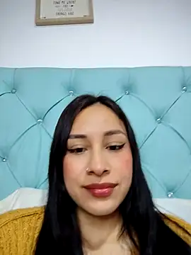 Snapshot of Marce0 chatting on 09-29-25, 01:23 Marce0 online show from 09-29-25, 01:23