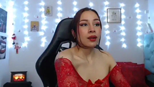 Snapshot of Marce0 chatting on 03-03-26, 12:06 Marce0 online show from 03-03-26, 12:06