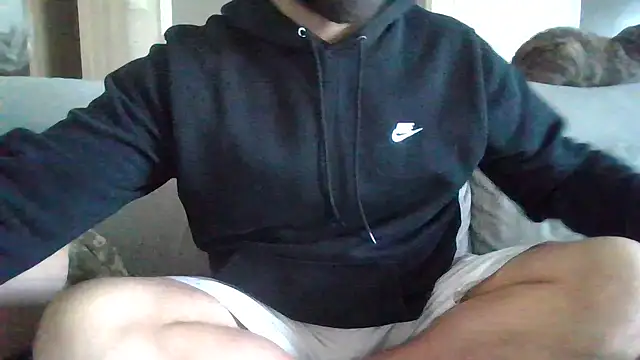 Snapshot of Zer_oki chatting on 01-15-26, 10:07 Zer oki online show from 01-15-26, 10:07