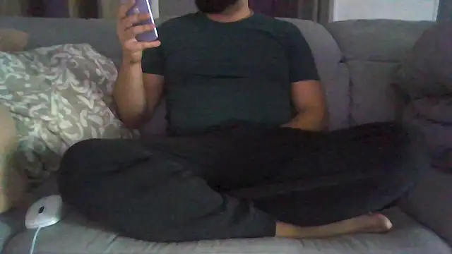 Snapshot of Zer_oki chatting on 02-12-26, 09:09 Zer oki online show from 02-12-26, 09:09