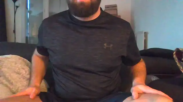 Snapshot of Zer_oki chatting on 11-17-25, 11:36 Zer oki online show from 11-17-25, 11:36