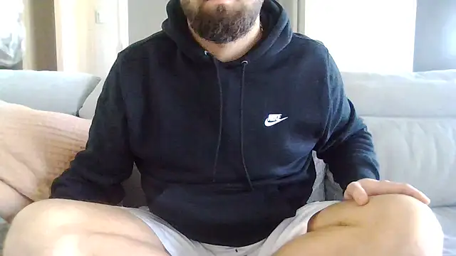 Snapshot of Zer_oki chatting on 01-13-26, 11:47 Zer oki online show from 01-13-26, 11:47