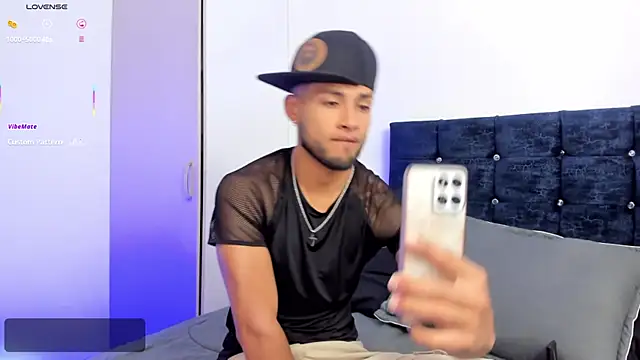 Max Conor1 online show from 10-29-25, 03:00