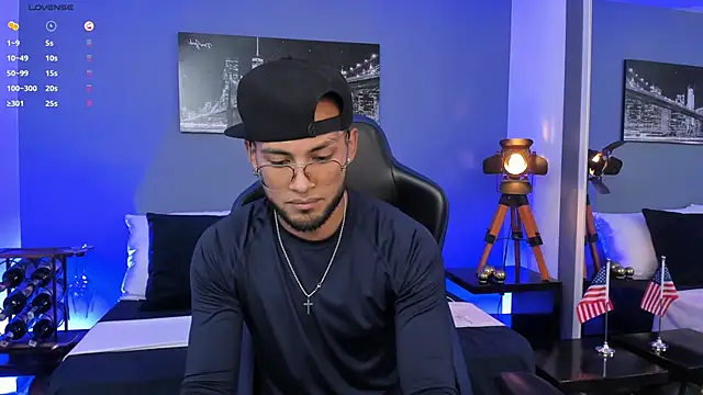 Snapshot of Max_Conor1 chatting on 02-23-26, 02:17 Max Conor1 online show from 02-23-26, 02:17