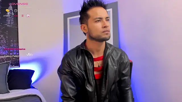 Max Conor1 online show from 02-12-25, 10:56