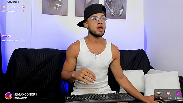 Snapshot of Max_Conor1 chatting on 02-16-26, 12:04 Max Conor1 online show from 02-16-26, 12:04