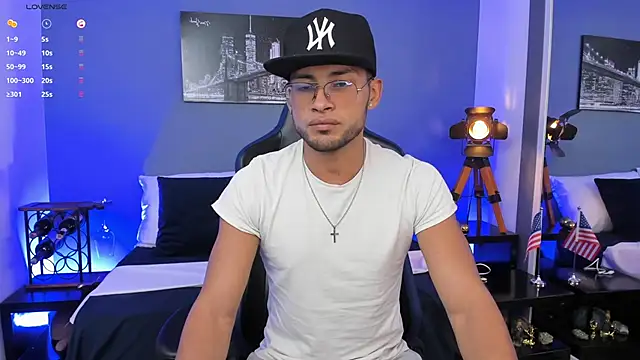 Snapshot of Max_Conor1 chatting on 02-27-26, 12:55 Max Conor1 online show from 02-27-26, 12:55