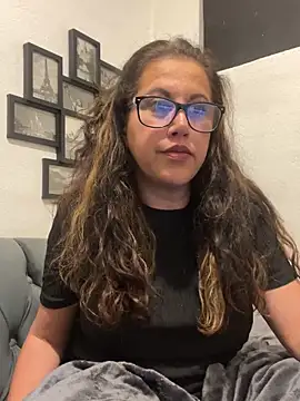 MirandaLatinaLovely online show from 12-23-25, 03:39